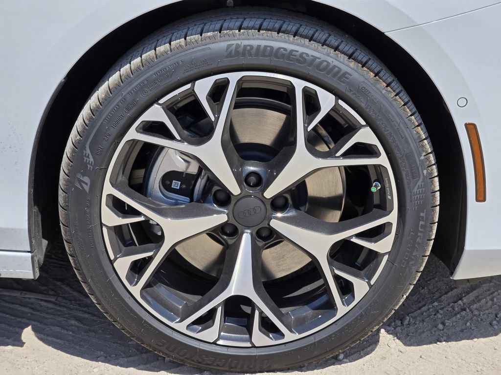 New 2026 Audi A6 Premium Plus AWD/4WD image 16
