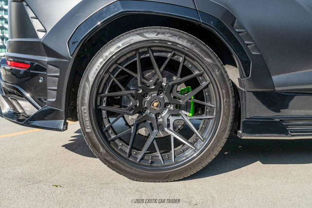 Used 2021 Lamborghini Urus image 82