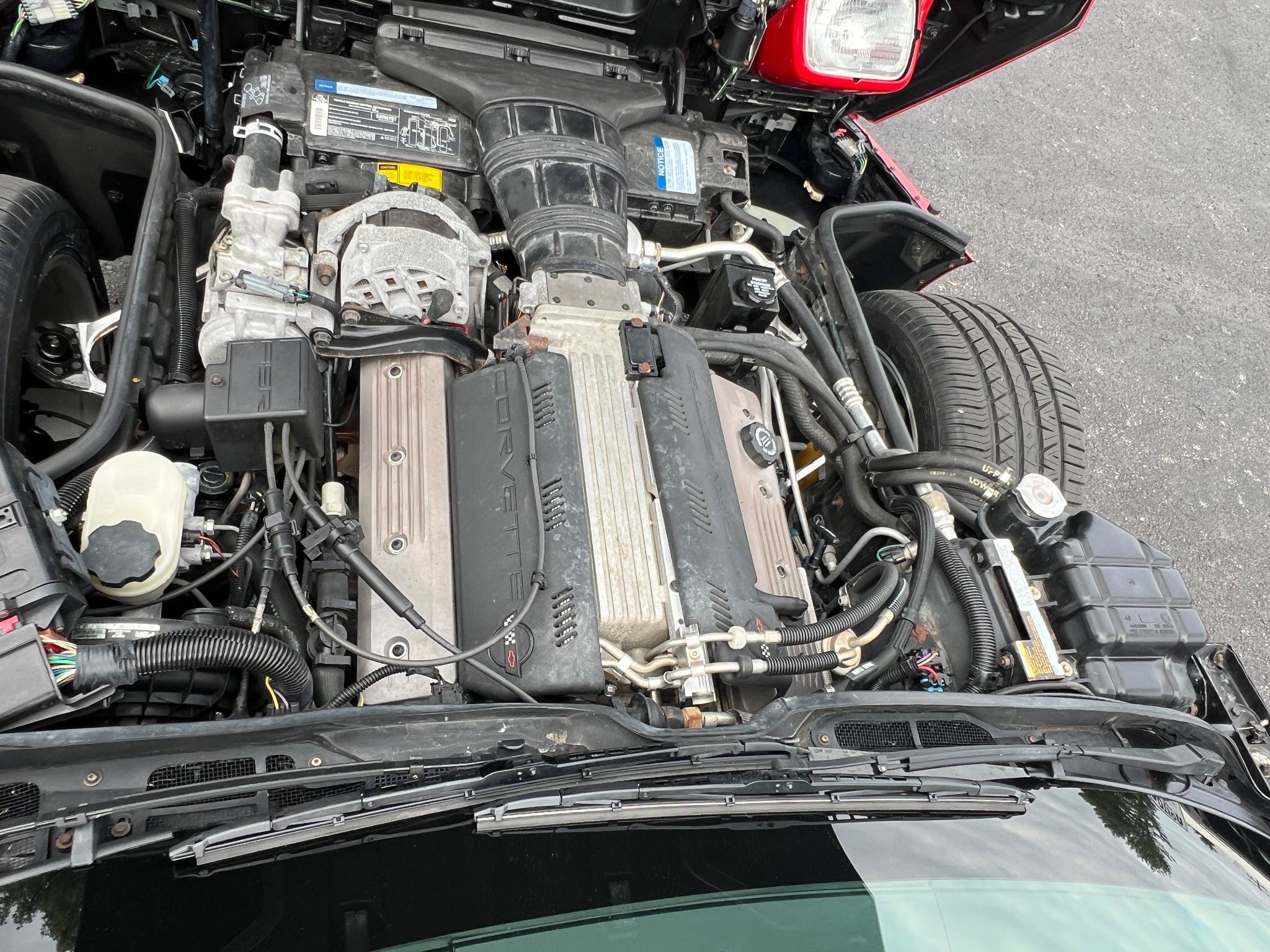 Used 1992 Chevrolet Corvette Convertible RWD image 27