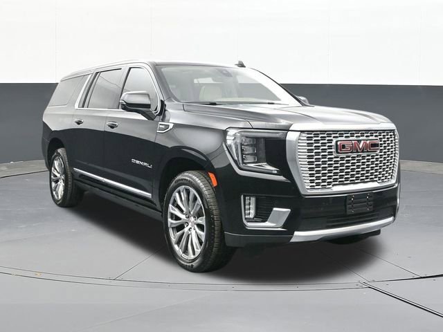 Used 2021 GMC Yukon XL Denali w/ Denali Premium Package image 22