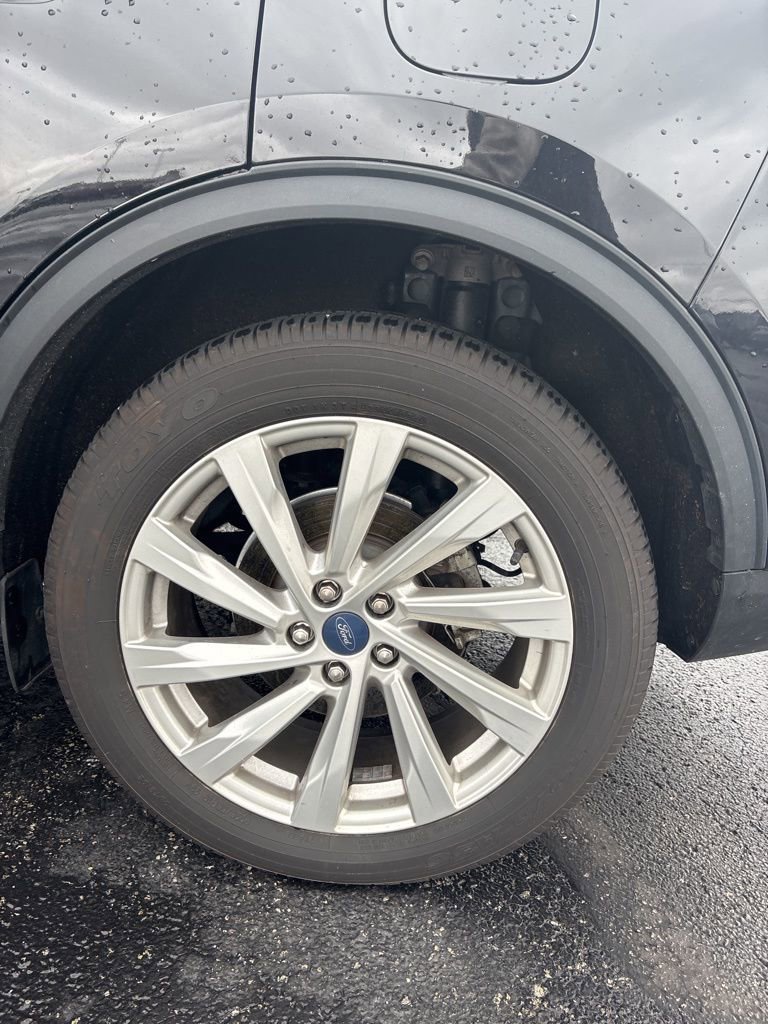 Used 2022 Ford Escape Titanium w/ Titanium Elite Package image 23