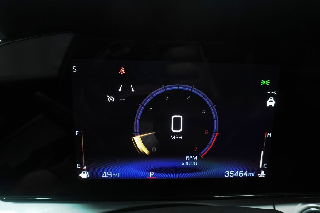 Used 2024 Chevrolet Trax LT w/ LT Convenience Package FWD image 25