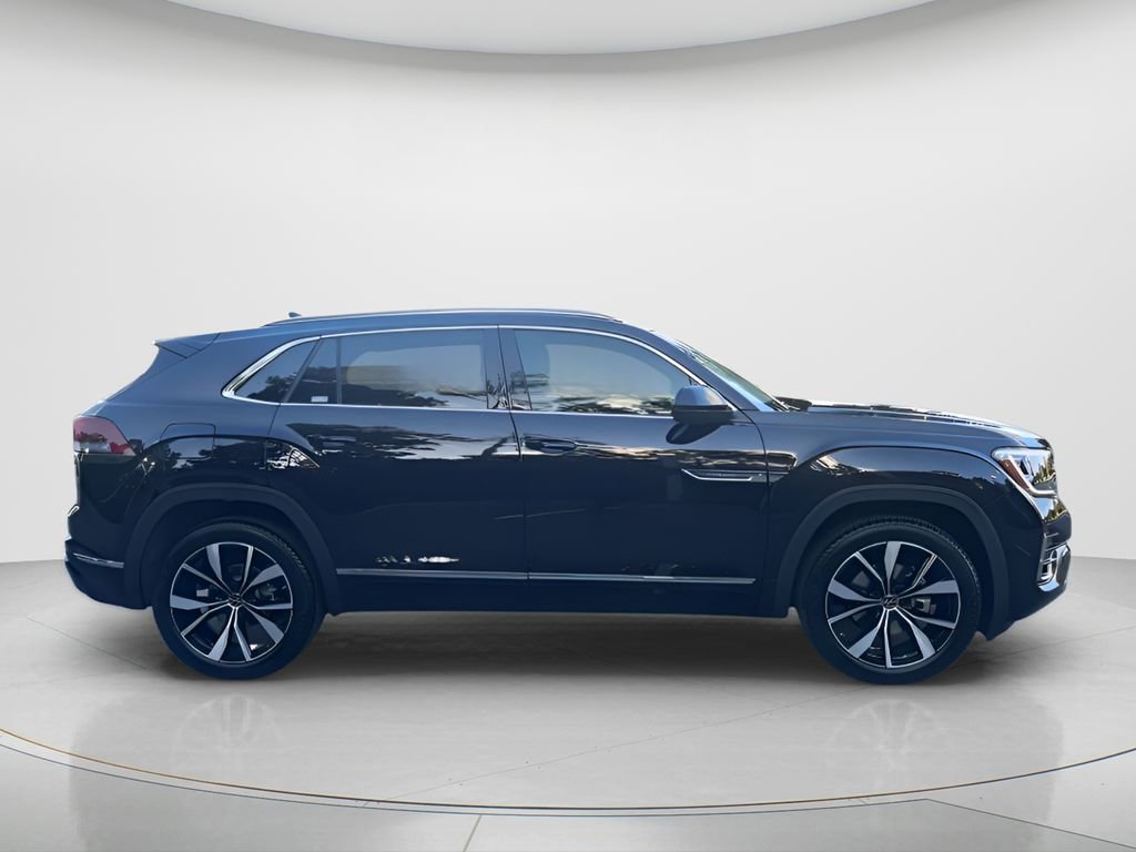 New 2026 Volkswagen Atlas Cross Sport SEL Premium R-Line image 9