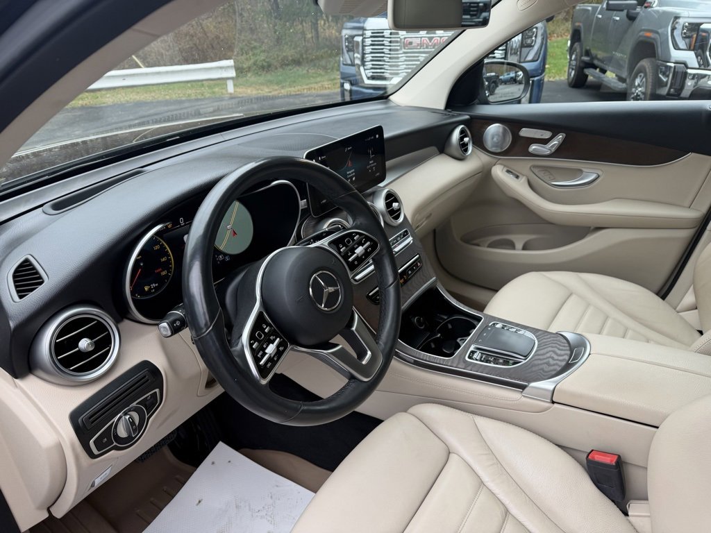 Used 2020 Mercedes-Benz GLC 300 4MATIC Coupe image 13