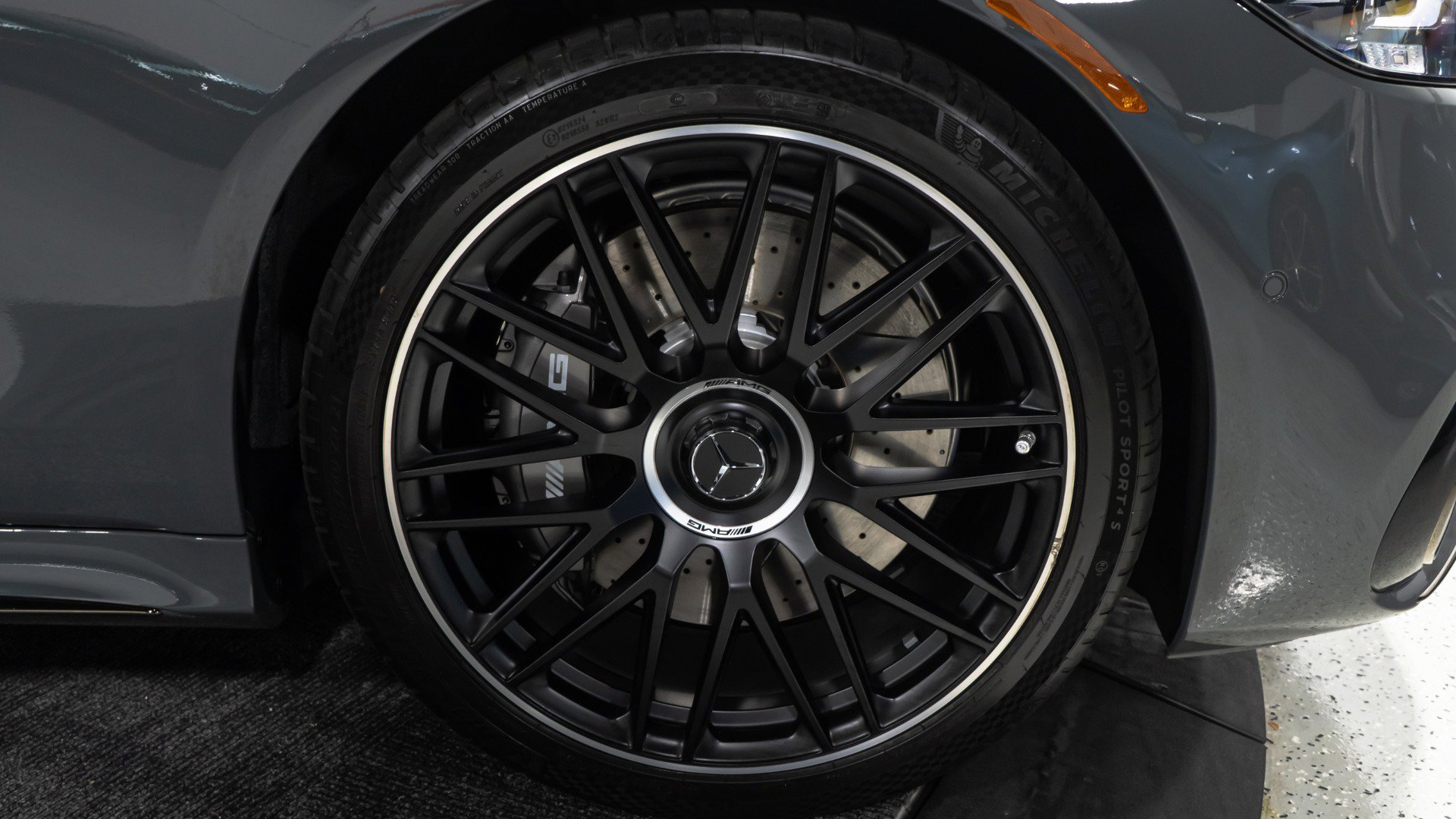 Used 2025 Mercedes-Benz S 63 AMG S image 27