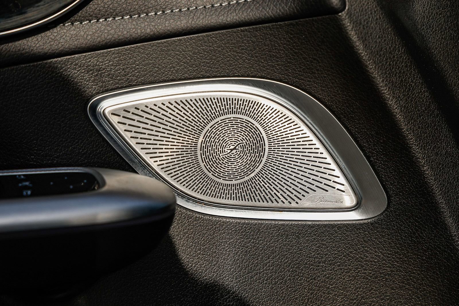 Certified 2023 Mercedes-Benz EQE 350+ 4MATIC SUV w/ AMG Line Exterior Package image 23