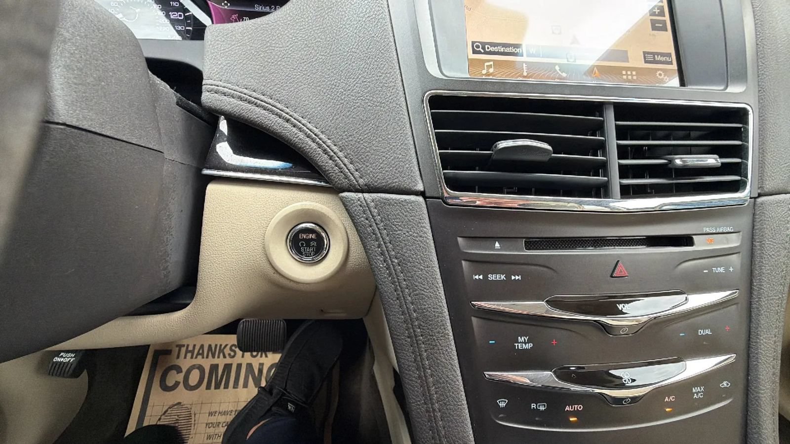 Used 2019 Lincoln MKT AWD image 31