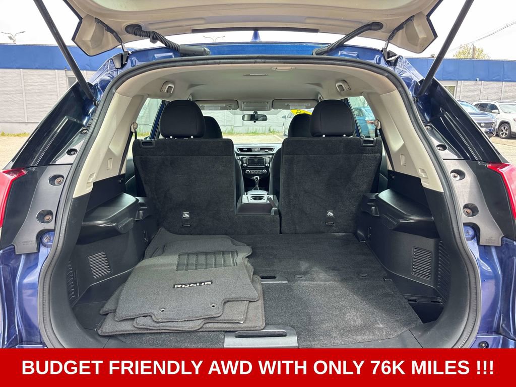 Used 2018 Nissan Rogue S AWD/4WD image 13