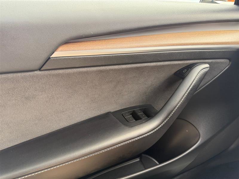 Used 2023 Tesla Model 3 Standard Range RWD image 33