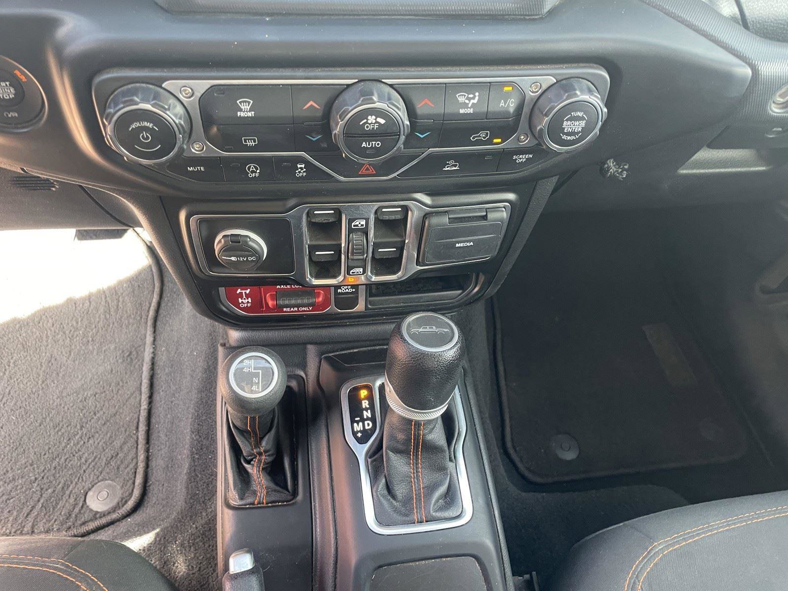 Used 2021 Jeep Gladiator Mojave AWD/4WD image 19