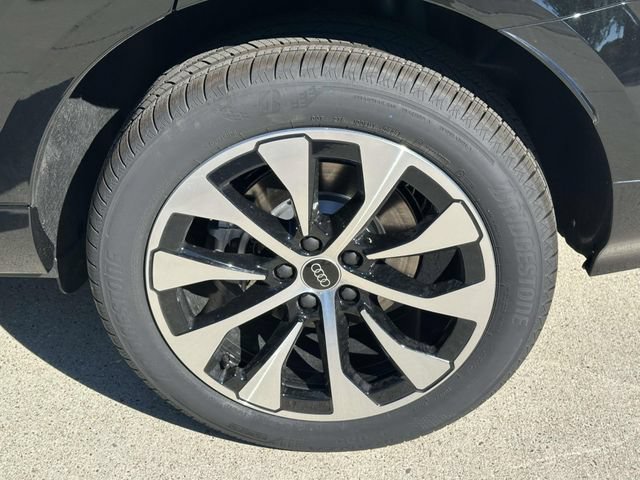 New 2026 Audi Q3 quattro 2.0T AWD/4WD image 4