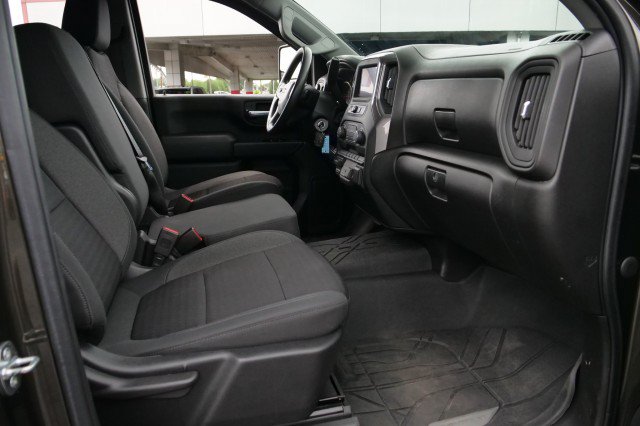 Used 2022 Chevrolet Silverado 2500 Custom w/ Gooseneck/5TH Wheel Package AWD/4WD image 33