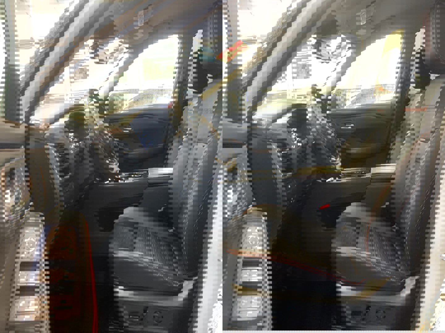 Used 2025 Nissan Rogue SV w/ Rock Creek Premium Package image 6