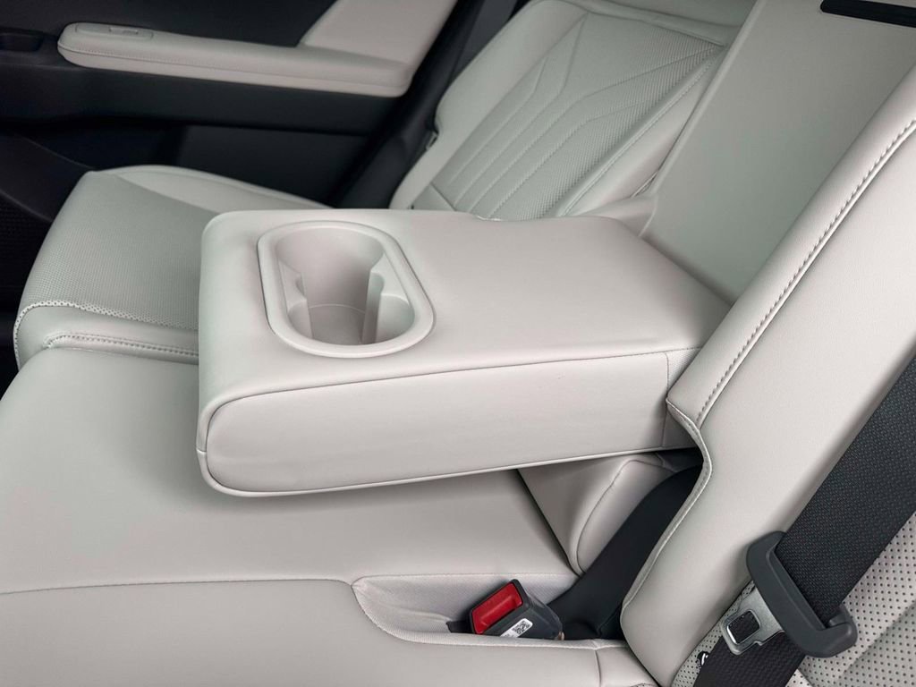 New 2026 Hyundai Santa Fe SEL AWD/4WD image 13