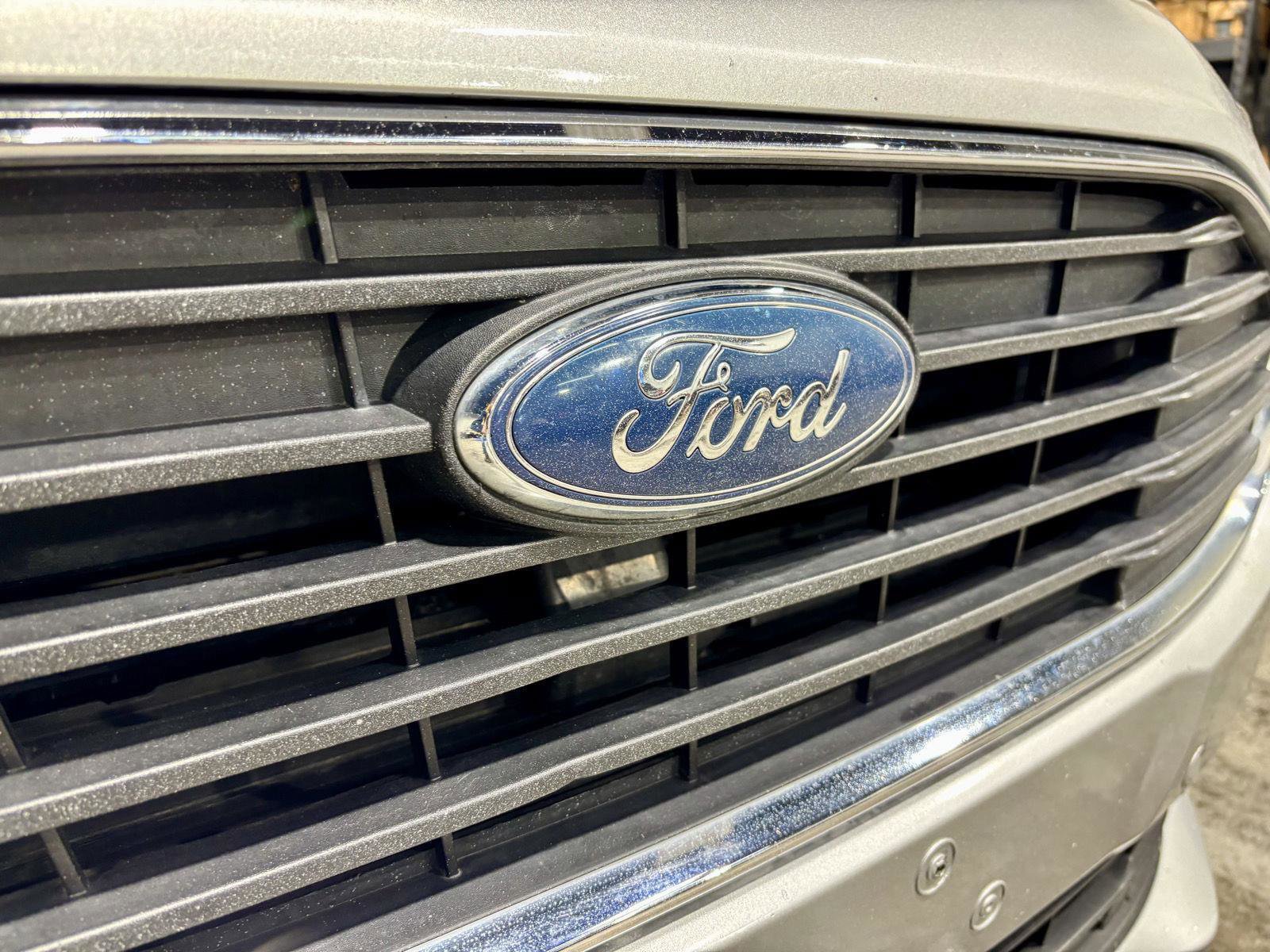 Used 2019 Ford Transit Connect XLT w/ Driver-Assist Package image 28