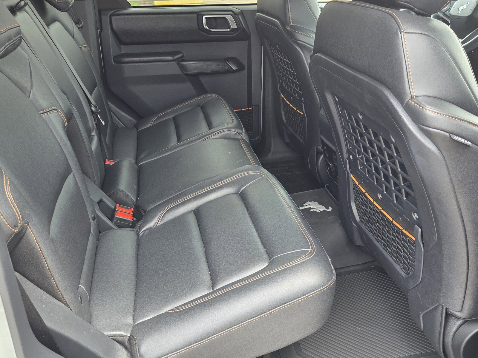 Used 2024 Ford Bronco Badlands image 10