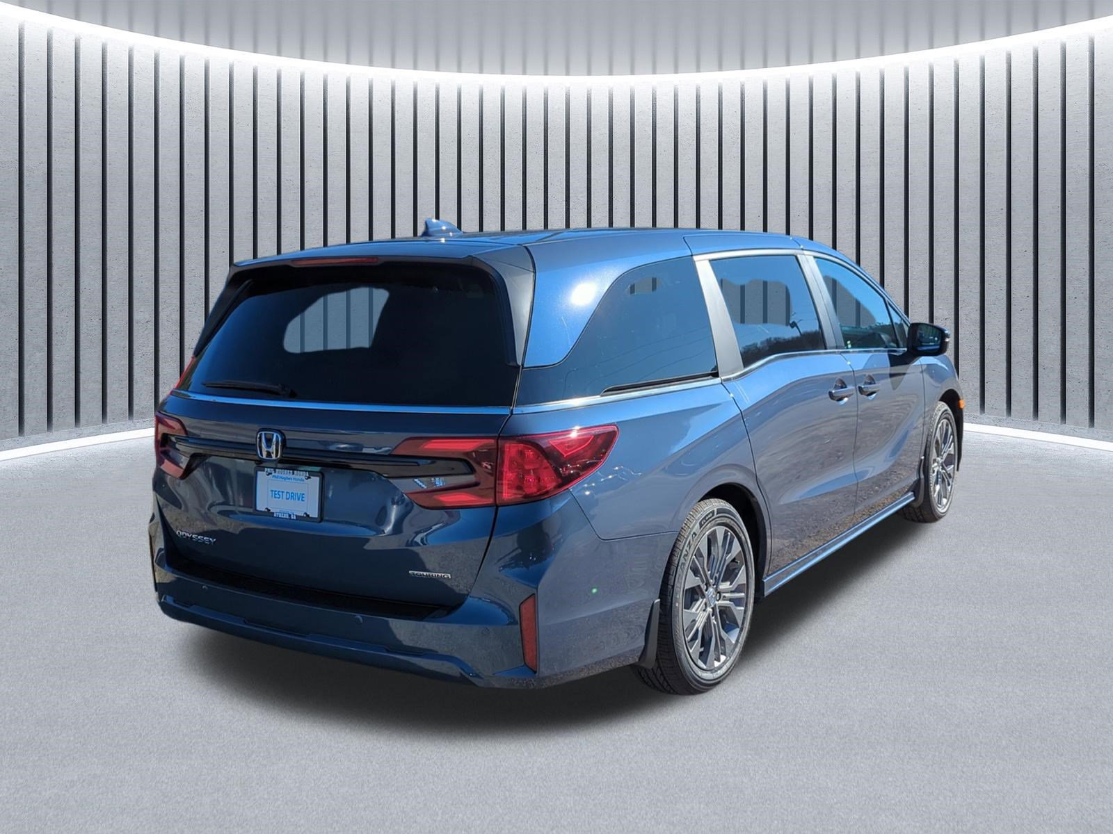 New 2026 Honda Odyssey Touring image 4