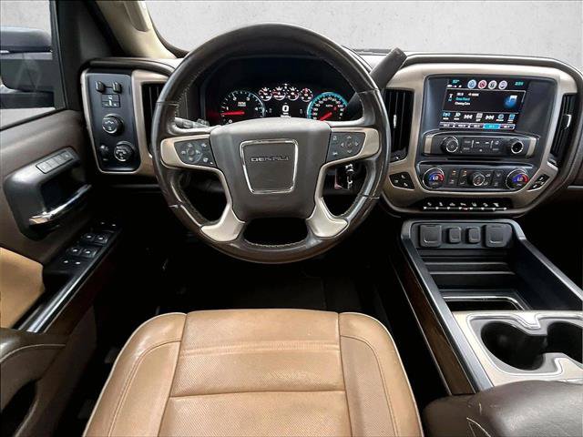 Used 2019 GMC Sierra 2500 Denali w/ Duramax Plus Package AWD/4WD image 7