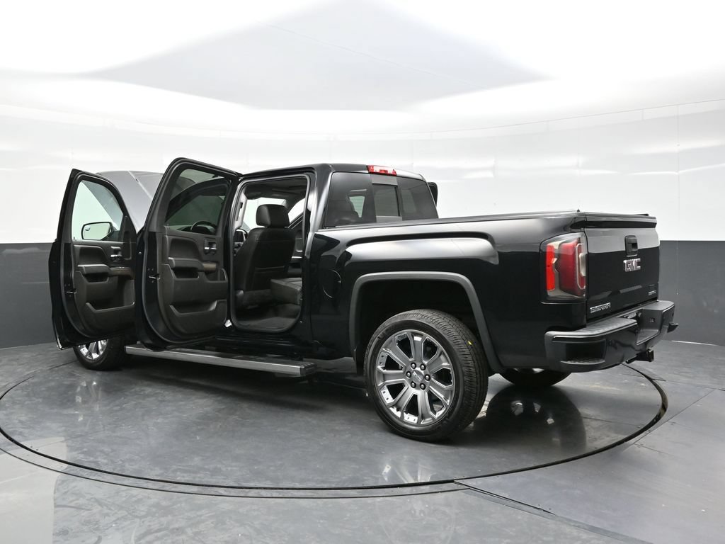 Used 2018 GMC Sierra 1500 Denali w/ Denali Ultimate Package AWD/4WD image 44