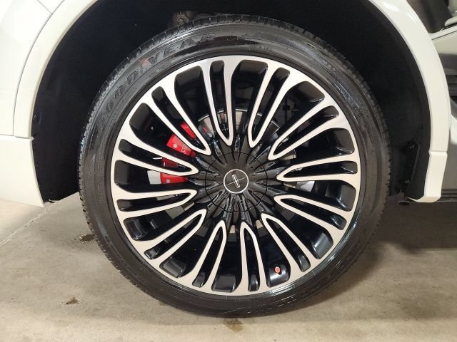 Used 2020 Lincoln Aviator Black Label w/ Dynamic Handling Package AWD/4WD image 33