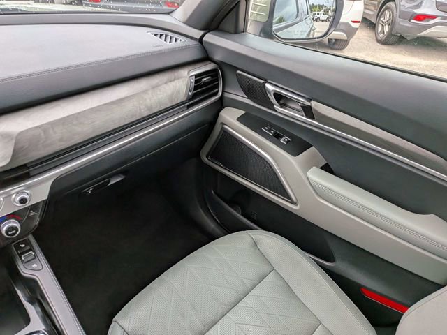 Used 2024 Kia Telluride EX X-Line AWD/4WD image 19