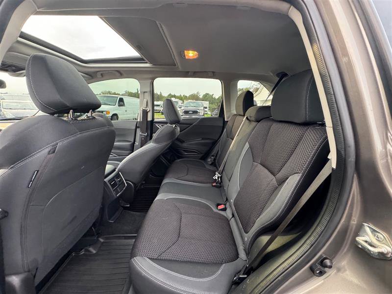 Used 2020 Subaru Forester Premium image 39