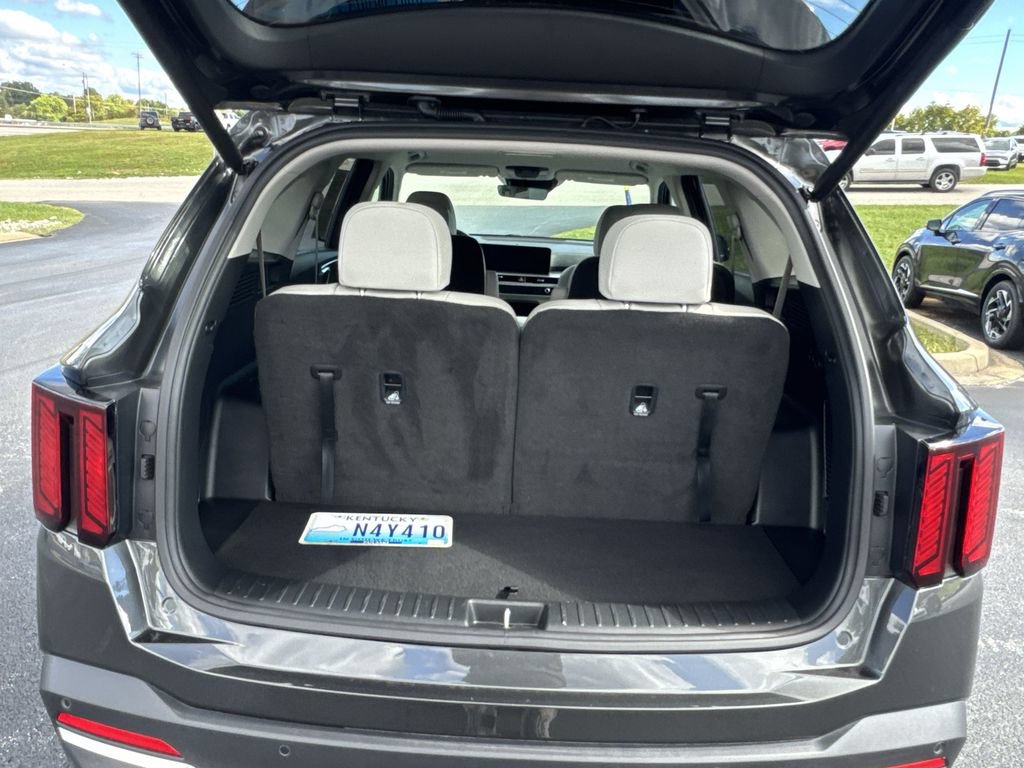 New 2025 Kia Sorento EX AWD/4WD image 30