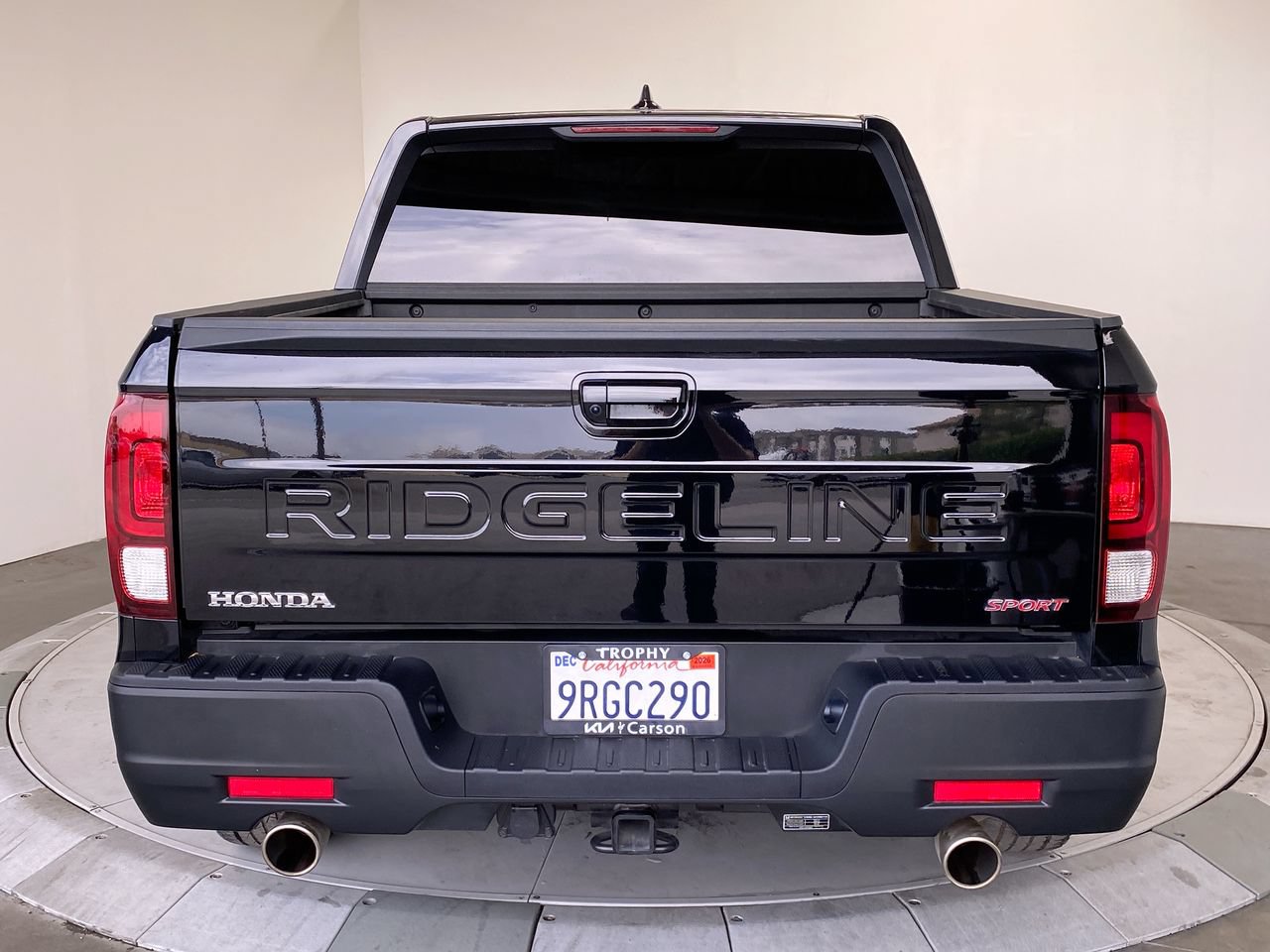 Used 2025 Honda Ridgeline Sport image 4
