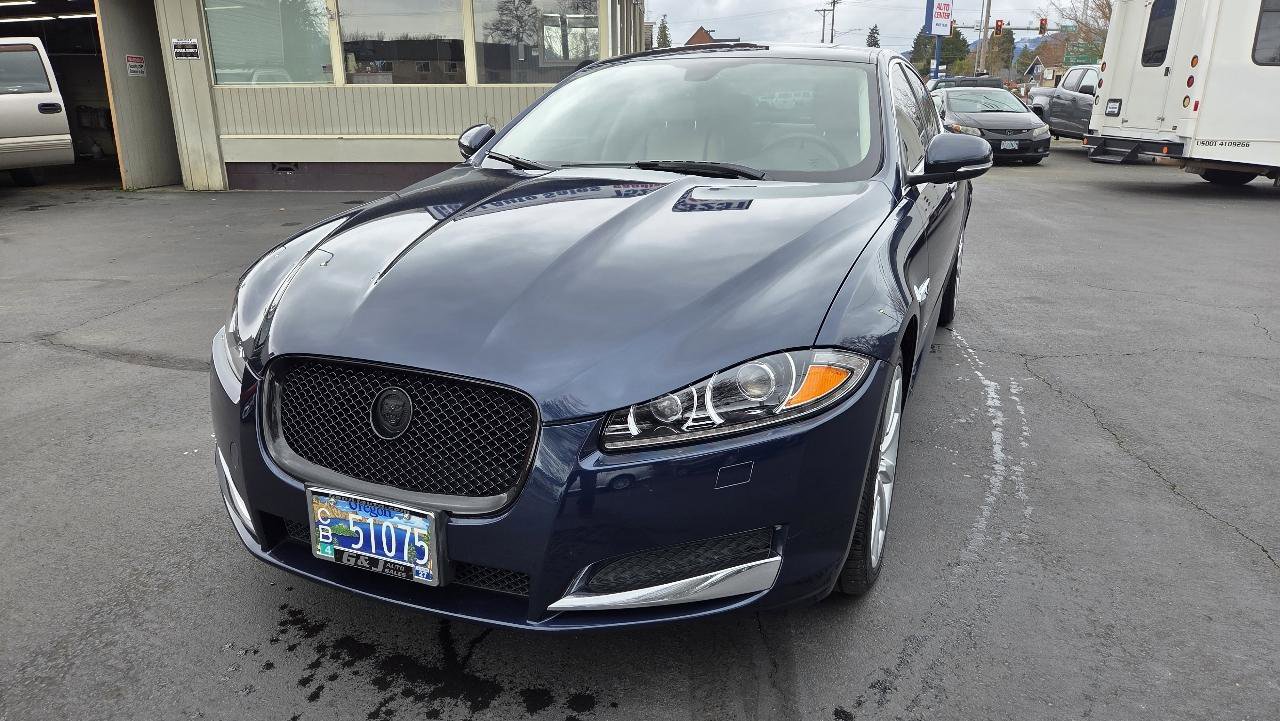 Used 2013 Jaguar XF 3.0 image 3