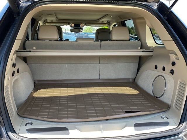 Used 2020 Jeep Grand Cherokee Overland w/ Interior Metal Package AWD/4WD image 28