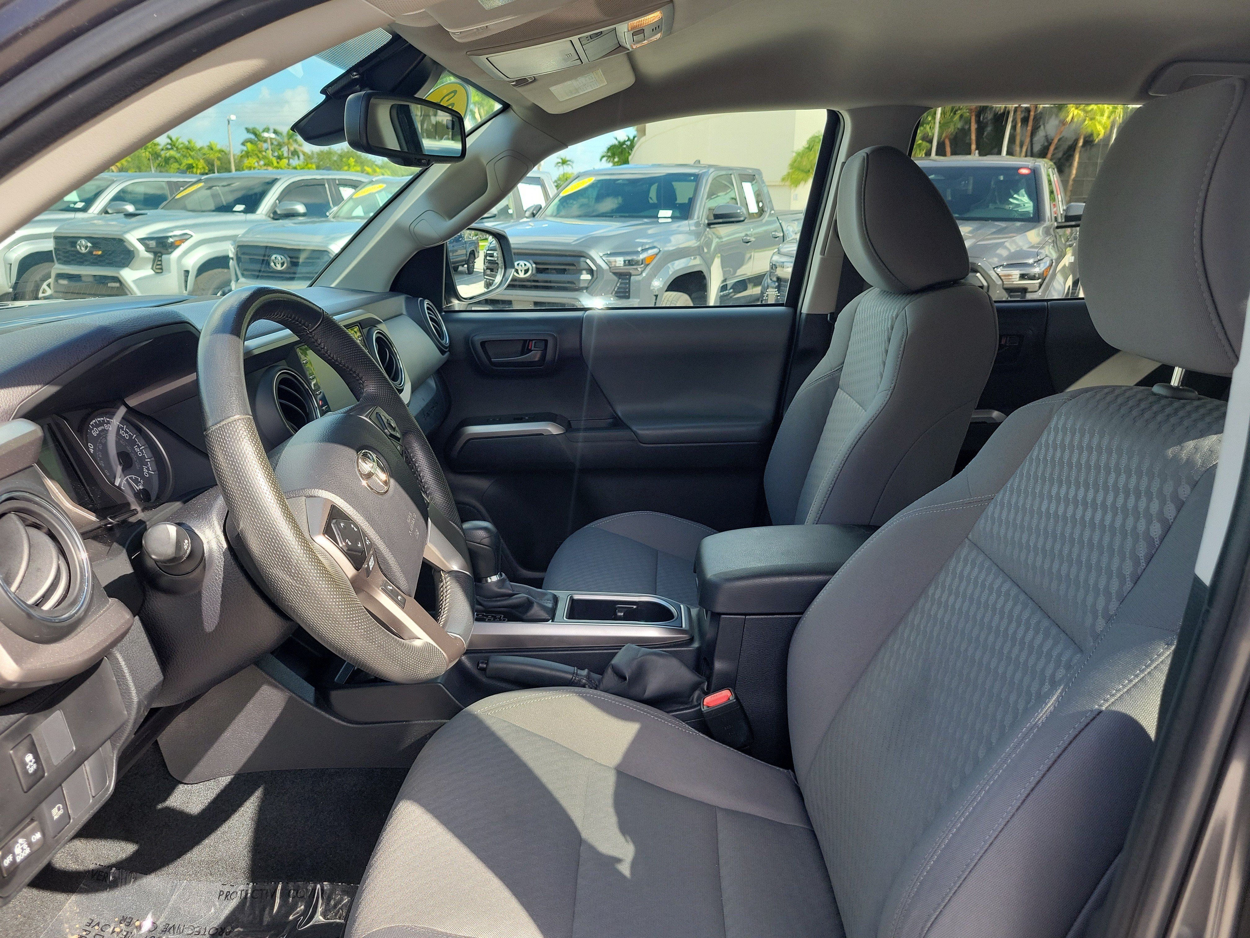Used 2023 Toyota Tacoma SR5 w/ Technology Package RWD image 20