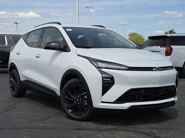 New 2027 Chevrolet Bolt RS FWD image 2