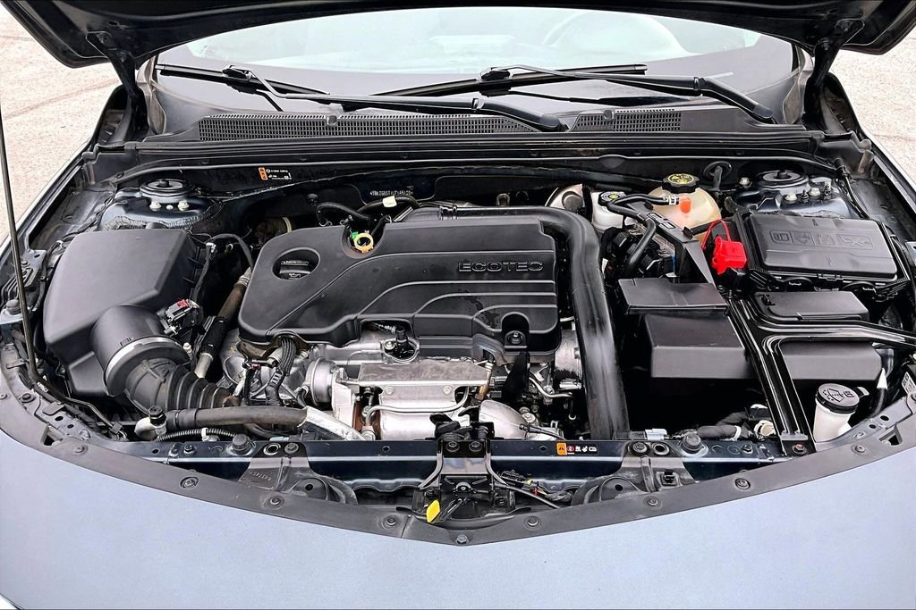 Used 2020 Chevrolet Malibu RS w/ LPO, Convenience Package 2 image 28