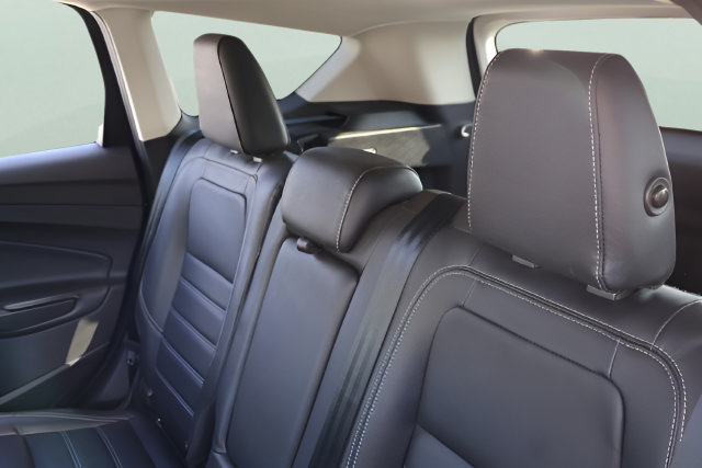Used 2017 Ford Escape Titanium AWD/4WD image 9