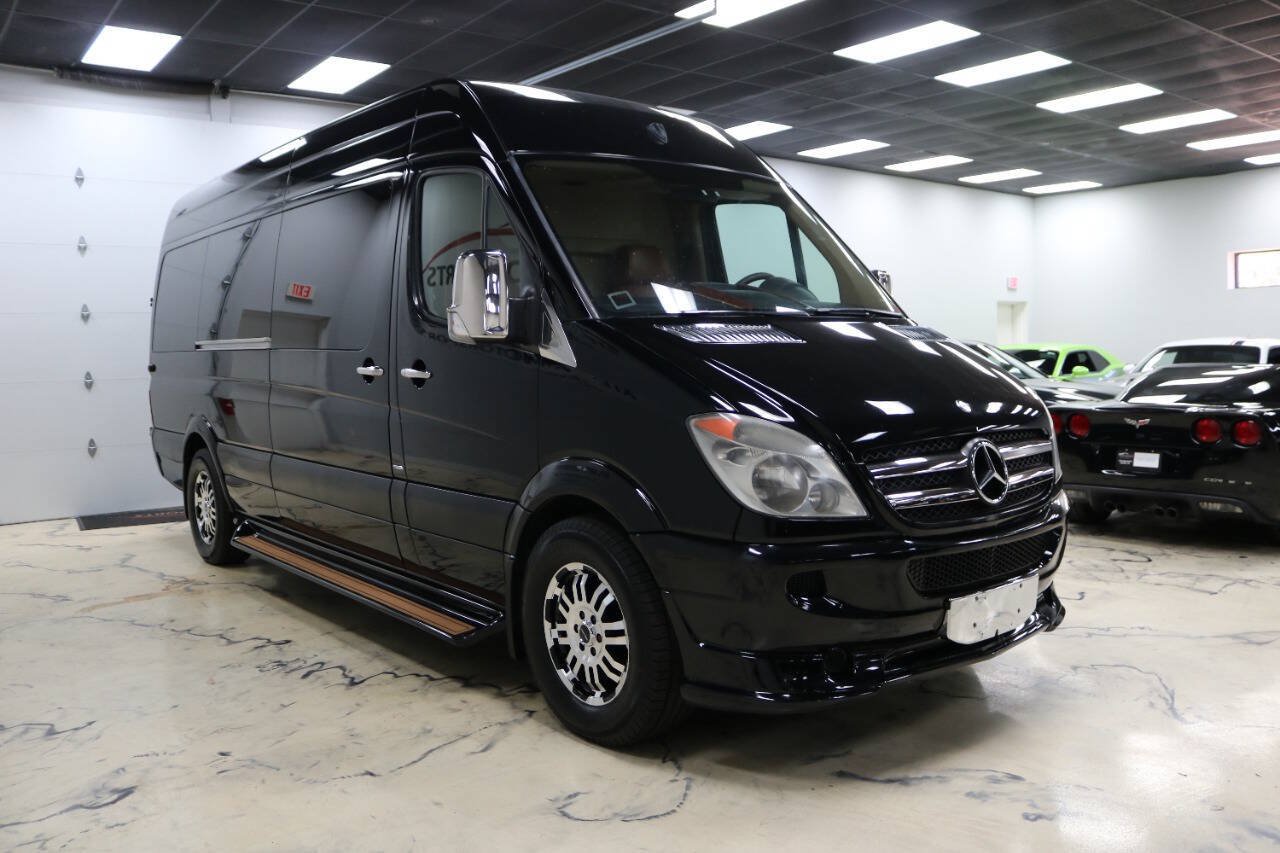 Used 2011 Mercedes-Benz Sprinter 2500 image 5