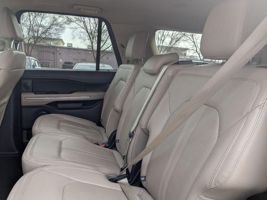 Used 2024 Ford Expedition Max Limited image 27