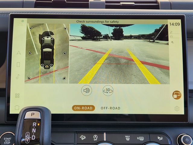 Used 2026 Land Rover Defender 110 S image 13