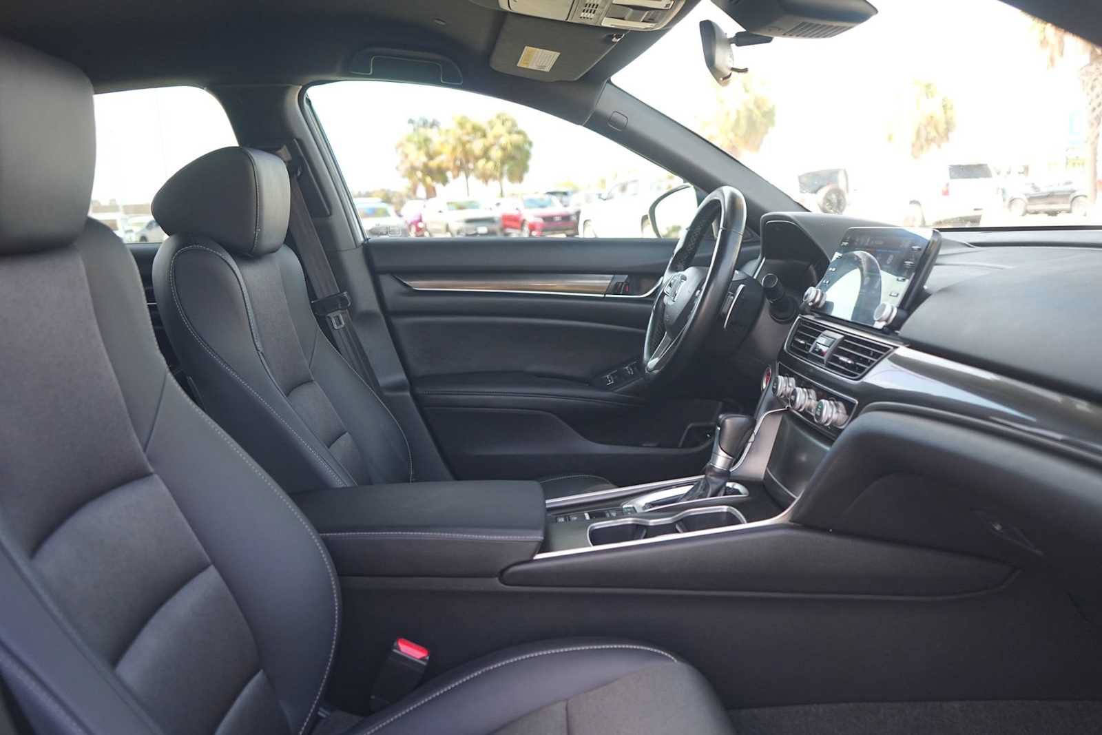 Used 2022 Honda Accord Sport image 14
