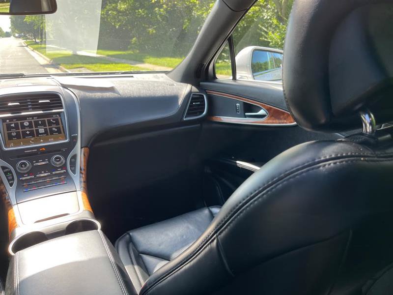 Used 2018 Lincoln MKX Reserve AWD/4WD image 28