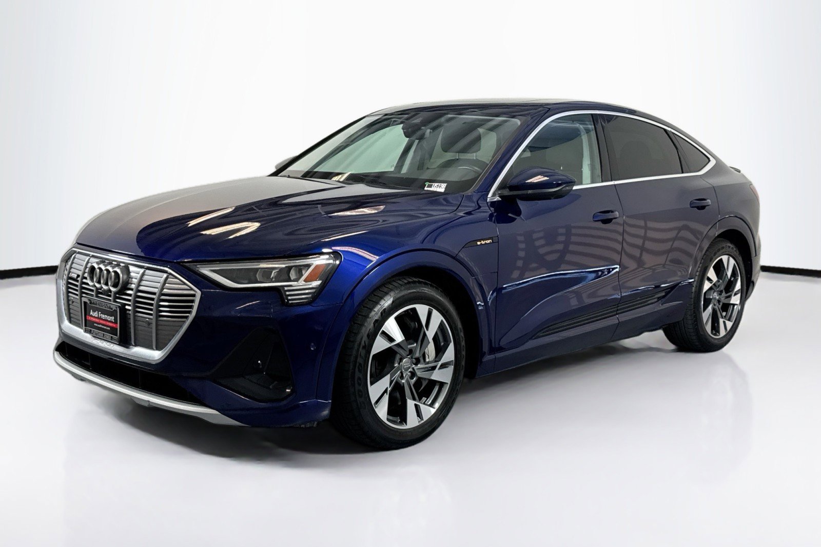 Used 2021 Audi e-tron Premium Plus w/ Premium Plus Package