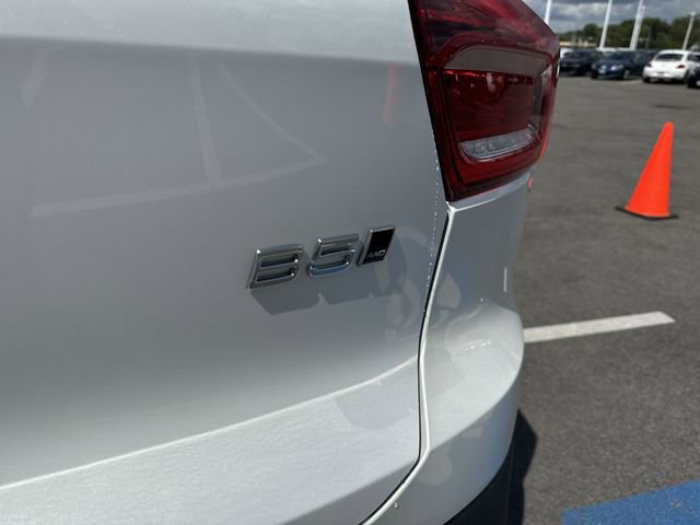 New 2025 Volvo XC40 B5 Plus w/ Protection Package Premier image 32