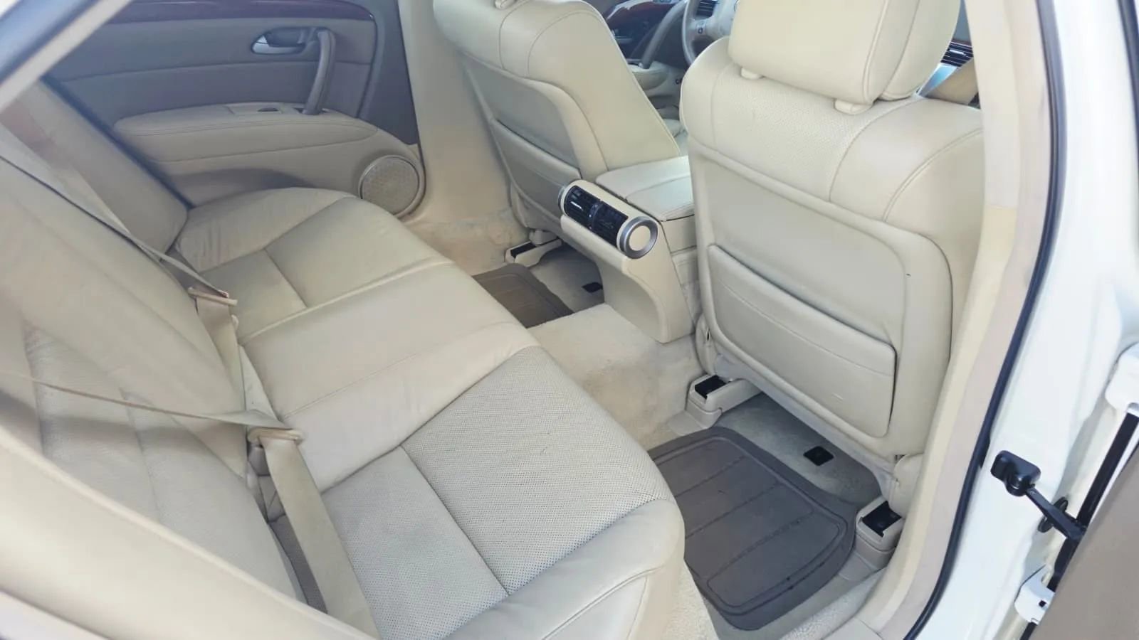 Used 2008 Acura RL image 12