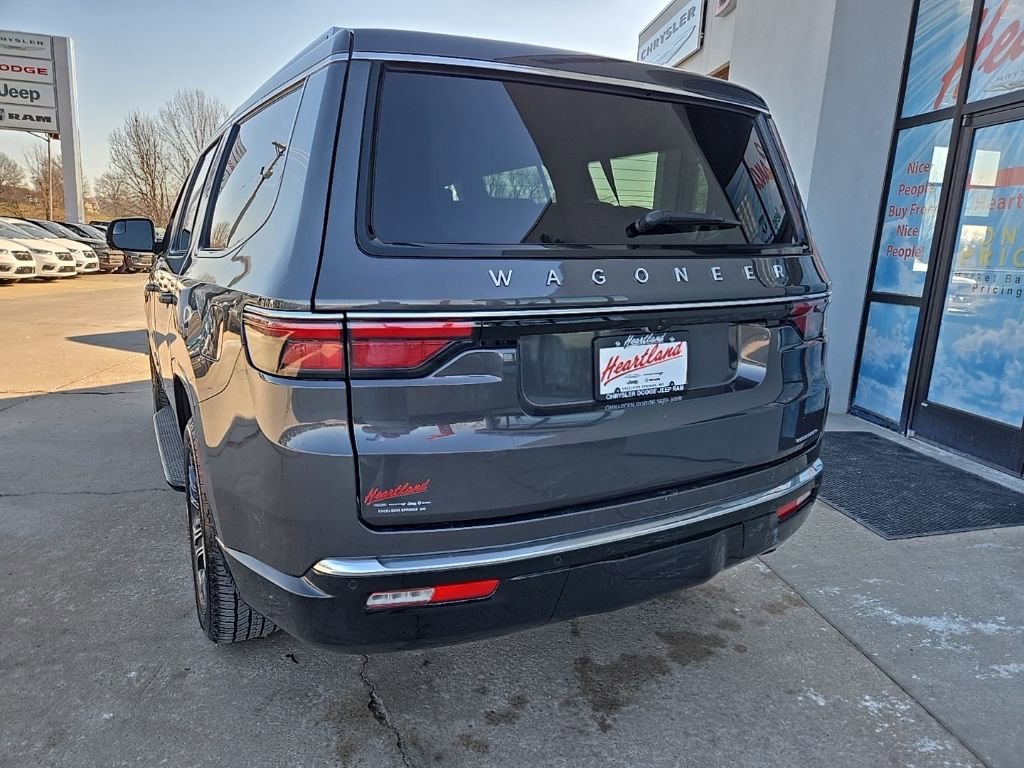 Used 2024 Jeep Wagoneer Series II image 9