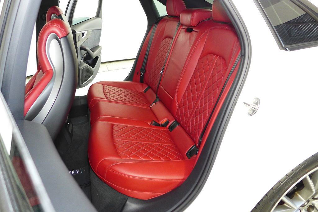 Used 2022 Audi S4 Premium Plus image 21