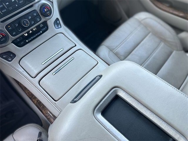 Used 2015 GMC Yukon XL Denali w/ Touring Package image 21