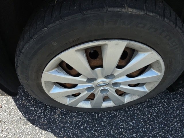 Used 2015 Nissan Sentra SV image 13