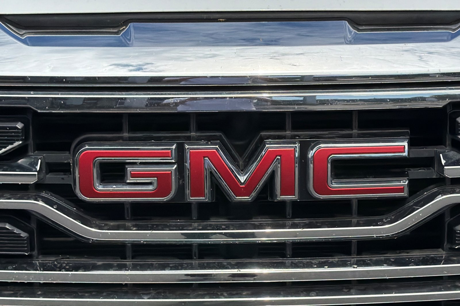Used 2025 GMC Sierra 1500 SLT AWD/4WD image 38