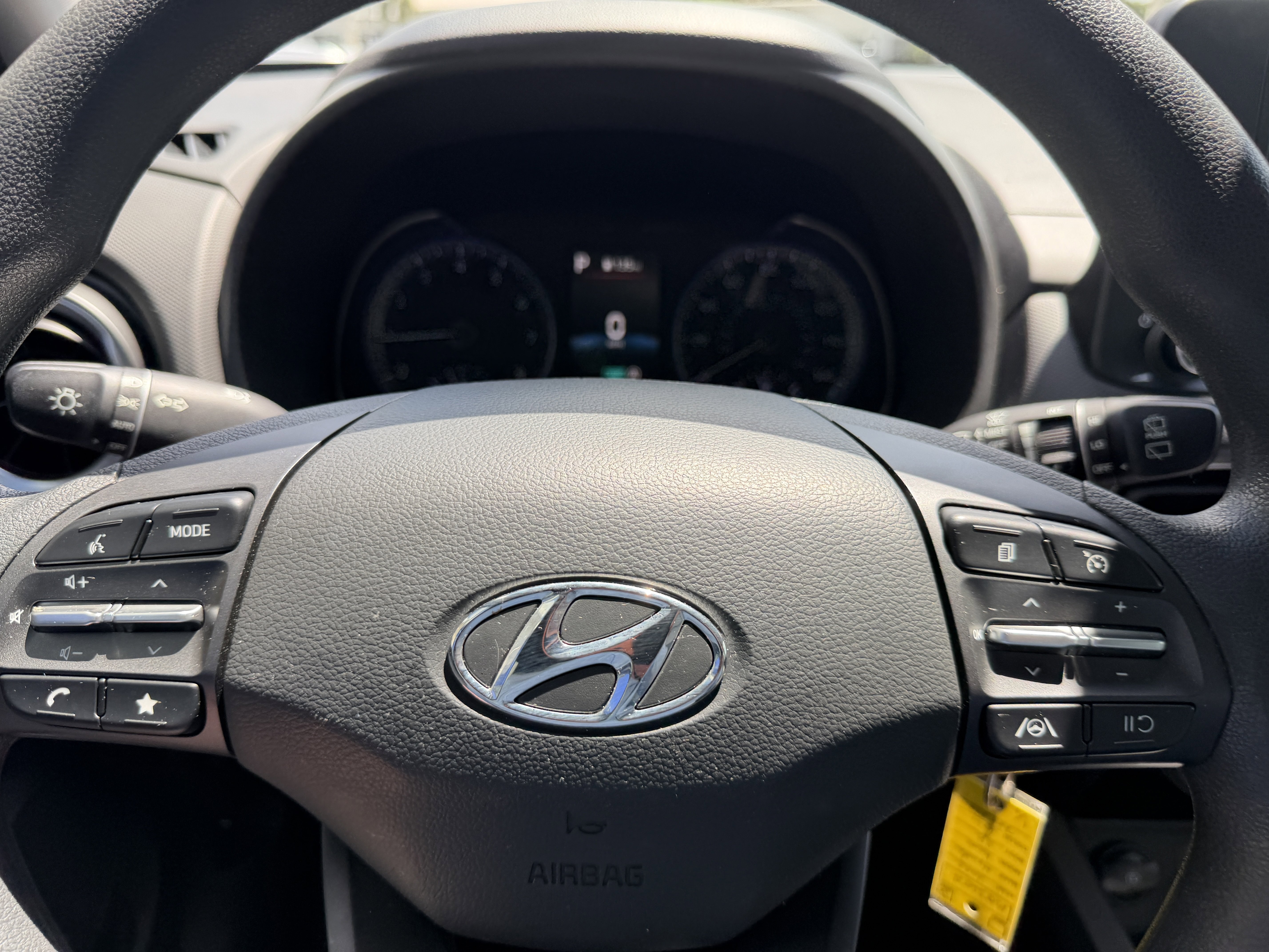 Used 2022 Hyundai Kona SE FWD image 25