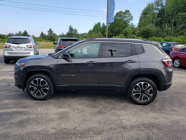 Used 2022 Jeep Compass Limited AWD/4WD image 4