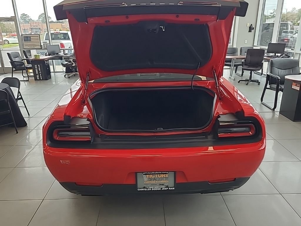 Used 2019 Dodge Challenger SRT Hellcat Redeye image 15